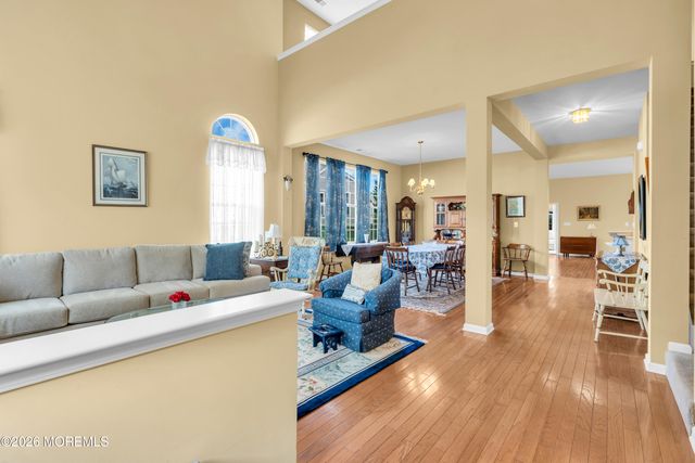 7 Estuary Court, Barnegat, NJ 08005