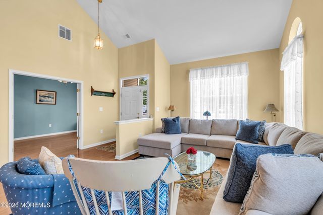7 Estuary Court, Barnegat, NJ 08005