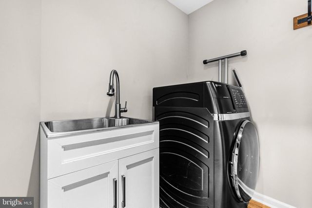 7203 LEETON CT, Warrenton, VA 20186