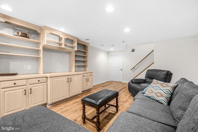 7203 LEETON CT, Warrenton, VA 20186