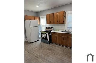 25 W Wyoming Ave 6, Melrose, MA 02176