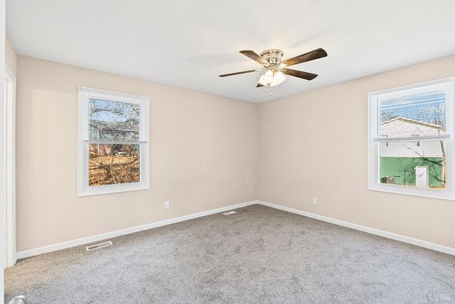 128 Walnut Street, Amherst, VA 24521