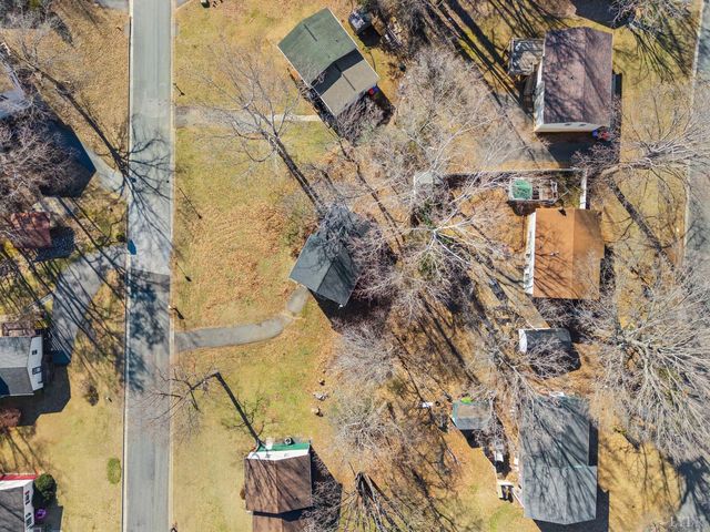 128 Walnut Street, Amherst, VA 24521