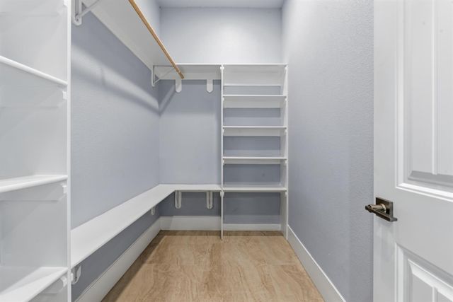 2009 Robin Hood Ln, Merced, CA 95340