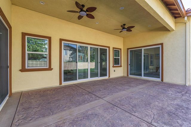 2009 Robin Hood Ln, Merced, CA 95340