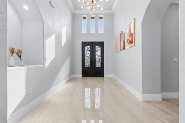 2009 Robin Hood Ln, Merced, CA 95340