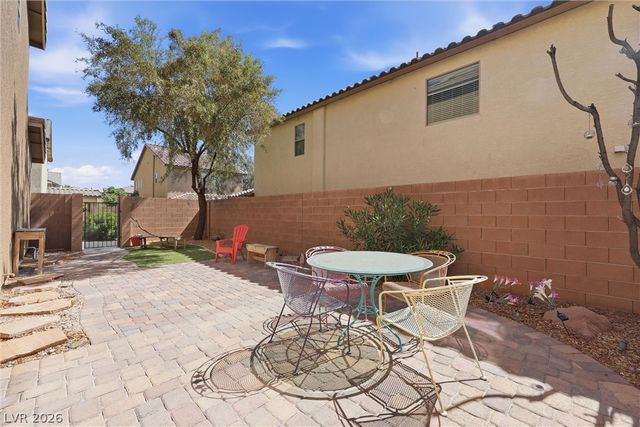 10717 Cape Shore Avenue, Las Vegas, NV 89166