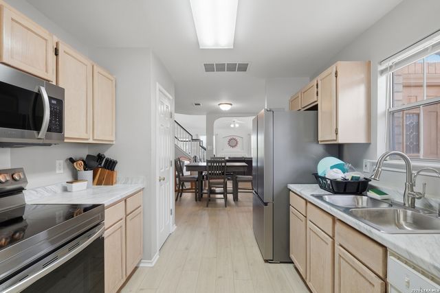 10318 Tiger Hunt, San Antonio, TX 78251