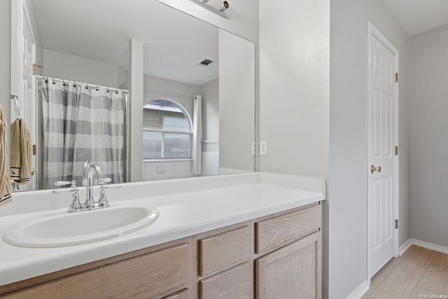 10318 Tiger Hunt, San Antonio, TX 78251