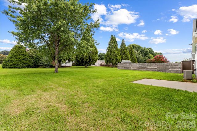 128 Tarrington Drive, Statesville, NC 28625
