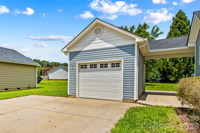 128 Tarrington Drive, Statesville, NC 28625