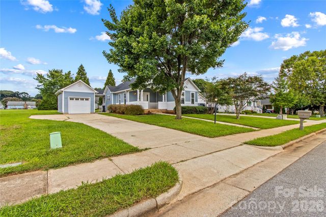 128 Tarrington Drive, Statesville, NC 28625