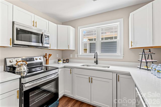 128 Tarrington Drive, Statesville, NC 28625