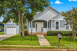 128 Tarrington Drive, Statesville, NC 28625