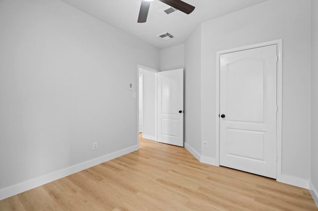 5735 Brookhollow Pine Trail, Houston, TX 77084