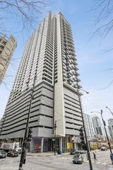 235 W VAN BUREN Street 1705, Chicago, IL 60607