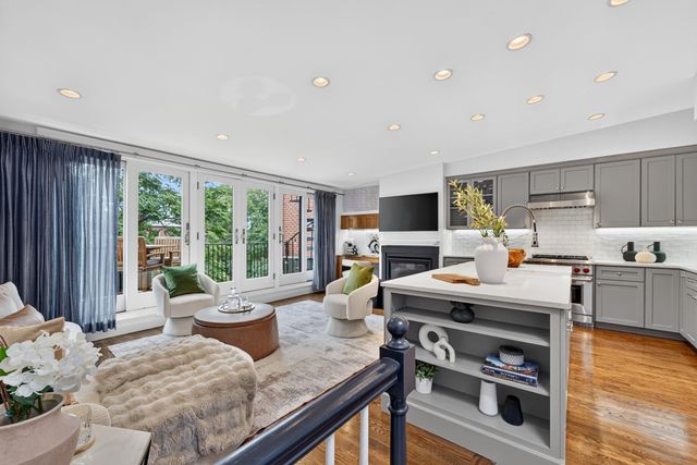 9 Holyoke Street 4, Boston, MA 02116