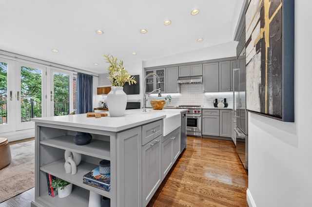 9 Holyoke Street 4, Boston, MA 02116