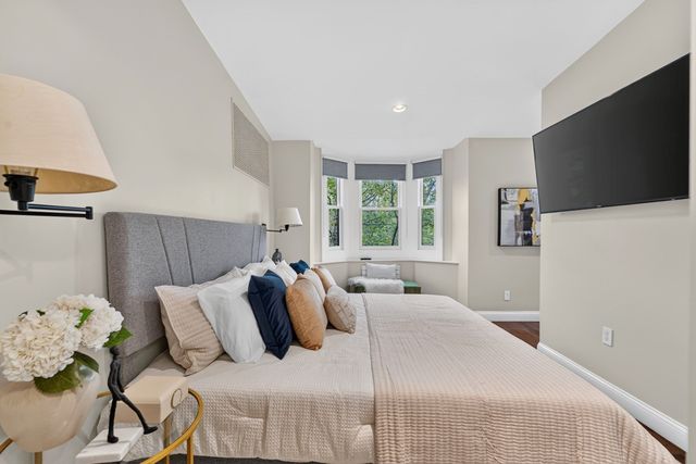 9 Holyoke Street 4, Boston, MA 02116