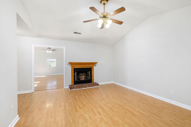 1015 W Sherwood Drive, Sumter, SC 29153