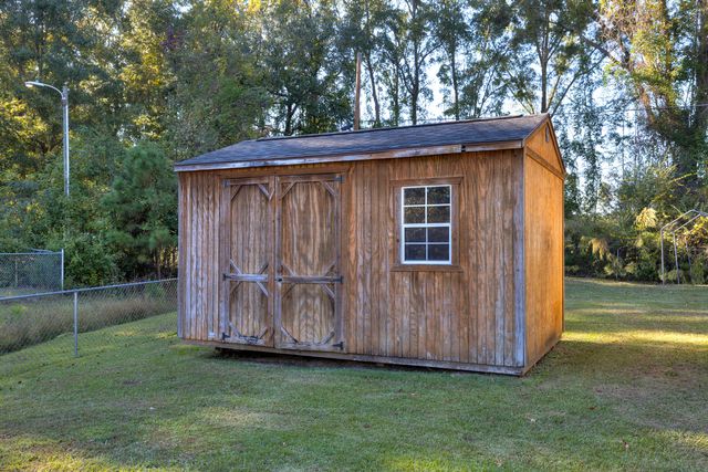 1015 W Sherwood Drive, Sumter, SC 29153