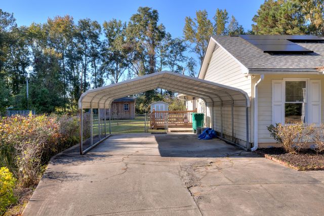 1015 W Sherwood Drive, Sumter, SC 29153