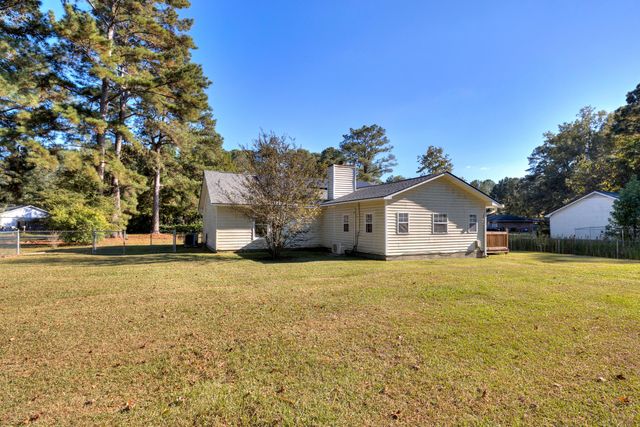 1015 W Sherwood Drive, Sumter, SC 29153