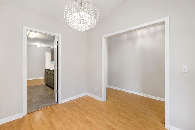 1015 W Sherwood Drive, Sumter, SC 29153