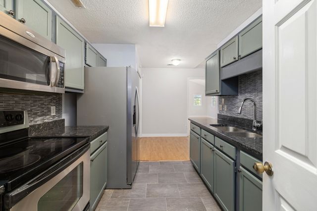 1015 W Sherwood Drive, Sumter, SC 29153