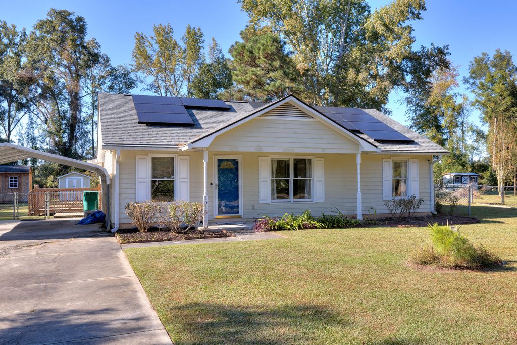 1015 W Sherwood Drive, Sumter, SC 29153