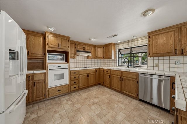 3223 Compton Avenue, Lakeport, CA 95453