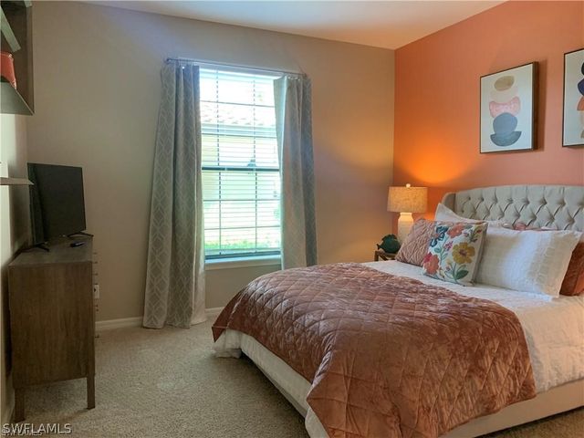 9433 Benvenuto CT 5-101, Naples, FL 34119