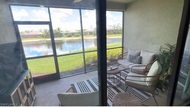 9433 Benvenuto CT 5-101, Naples, FL 34119