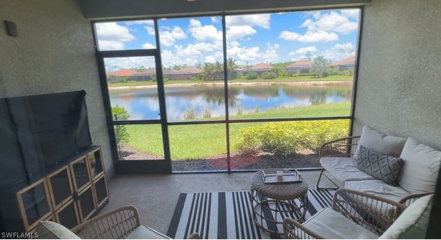 9433 Benvenuto CT 5-101, Naples, FL 34119