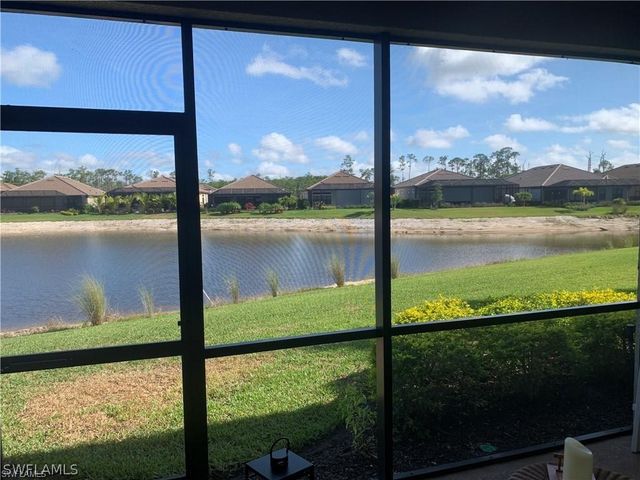 9433 Benvenuto CT 5-101, Naples, FL 34119