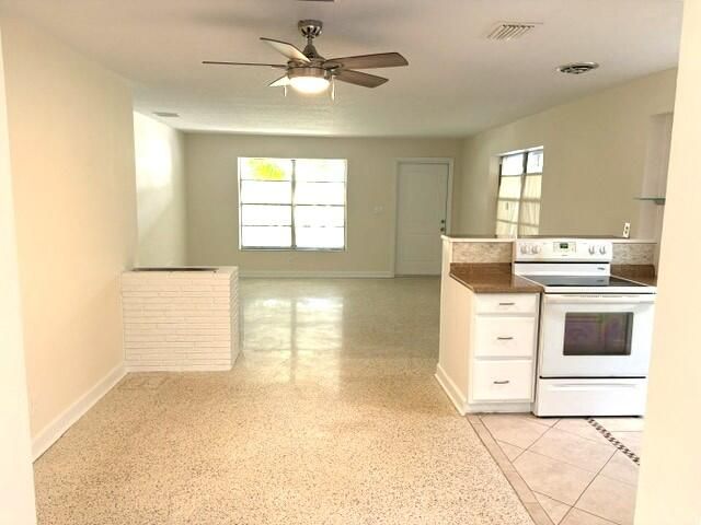 507 SW 2nd Avenue, Dania Beach, FL 33004