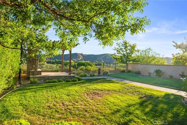 22494 Brightwood Place, Saugus, CA 91350