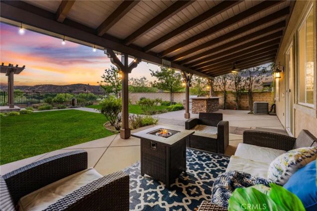 22494 Brightwood Place, Saugus, CA 91350