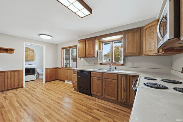 2815 River Park Drive, Fort Wayne, IN 46825