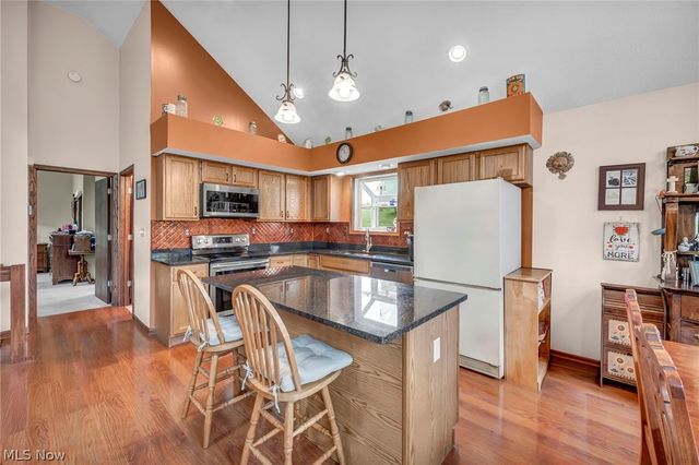 2671 Gayer Road, Valley City, OH 44280