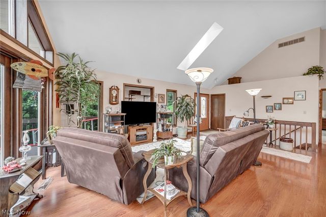 2671 Gayer Road, Valley City, OH 44280