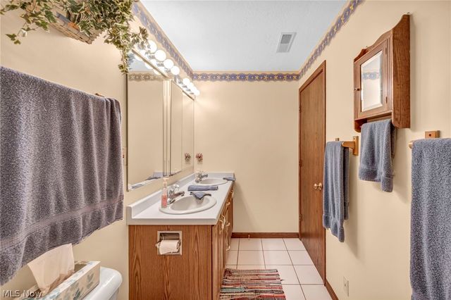 2671 Gayer Road, Valley City, OH 44280