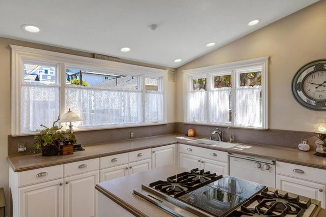 131 7th Street, Pacific Grove, CA 93950