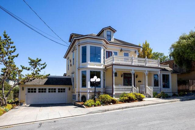 131 7th Street, Pacific Grove, CA 93950