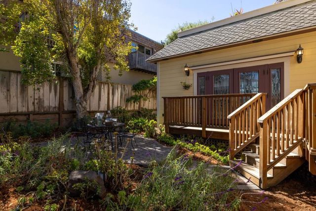 131 7th Street, Pacific Grove, CA 93950