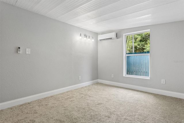 4251 SEABERG ROAD, Zephyrhills, FL 33541