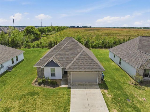 1832 Park Place, Lake Charles, LA 70607