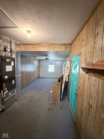 8200 W Lone Beech Drive, Muncie, IN 47304