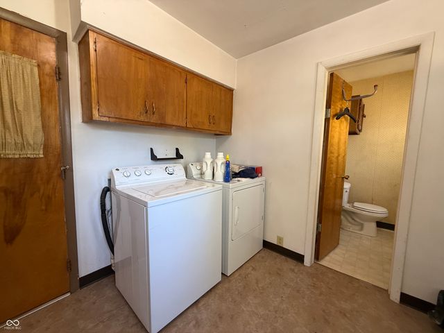 8200 W Lone Beech Drive, Muncie, IN 47304