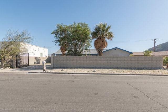 15780 La Vida, Palm Springs, CA 92262